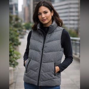 GAP‎ Gray Wool Primaloft Quilted Vest with Stand-Up Collar Warm